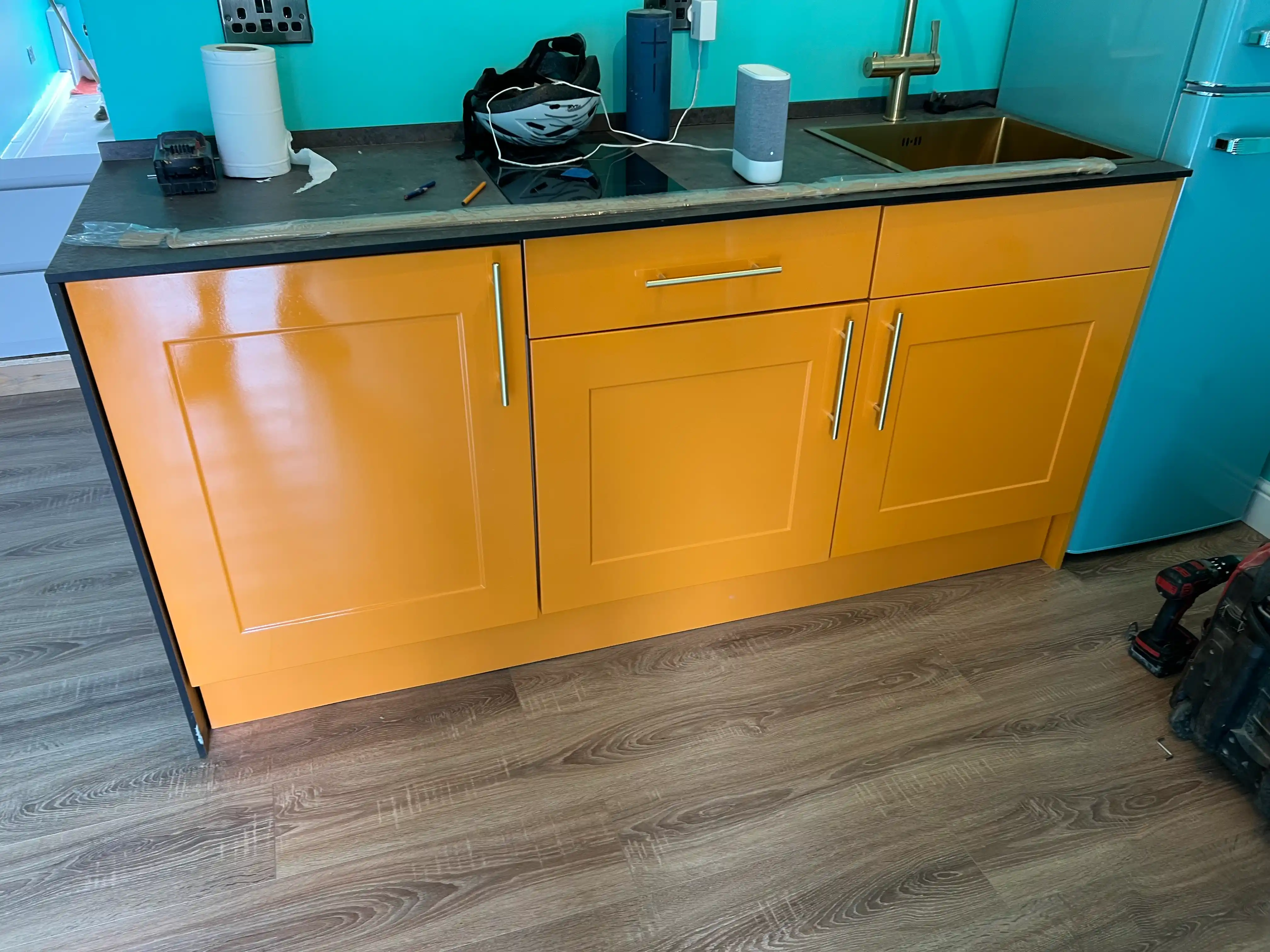 high-gloss-cabinet-spray-poole