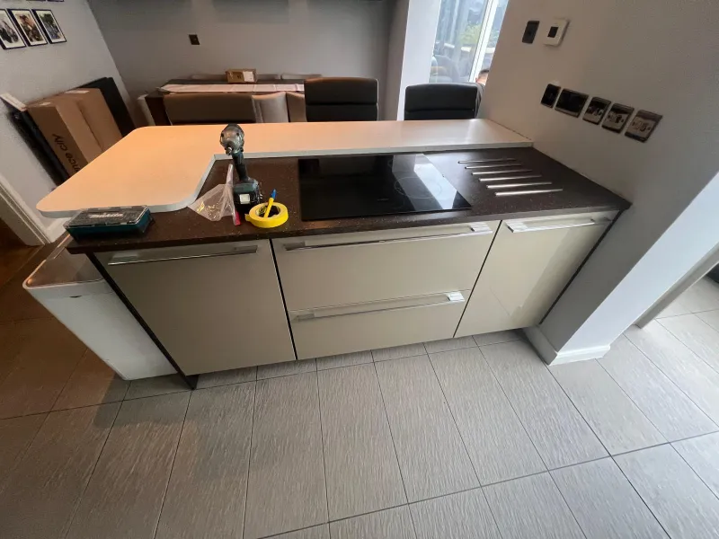 Before - Kitchen Wrktop Respray
